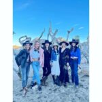 Ryan Hansen Instagram - We had a rootin tootin good time @knowwhereranch to celebrate the MVP of all MVPs @matthewstylist HBD COWBOY!! 🤠 🌵 🎉 Know Where Ranch