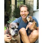 Ryan Hansen Instagram – My BOYS!!!! 
Sirius and Hamilton 
Happy #nationaldogday 
The only #national———day I like! 😆
RiP Sirius ❤️