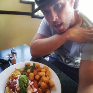 Ryan Merriman Instagram - 3:30 omelette!! Don't judge me #nightshoot #nightowl #whatissleep #filmmaking #jinkyscafe 👍👍