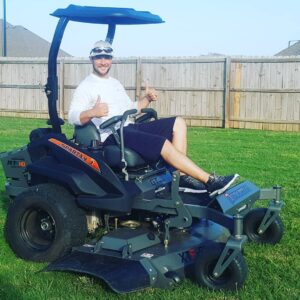 Ryan Merriman Instagram - Well.... I officially have the Bat mobile of mowers!!! #batmobile thank you again
Brown Crow Farms👍 right here in OKC #spartanmowers of OKC. It's never felt so good to mow my yard...hah🤣🤣.