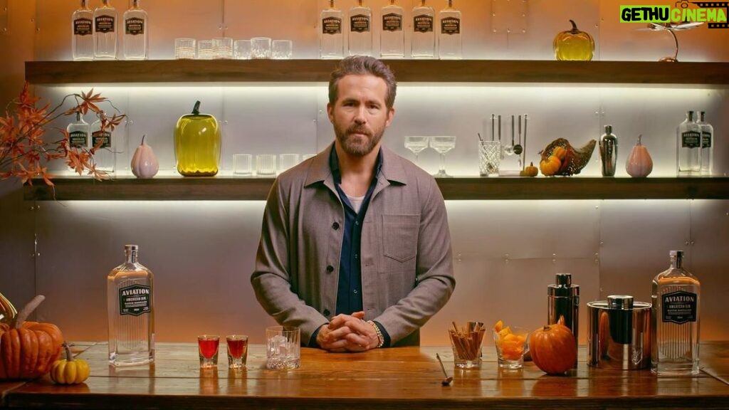 Ryan Reynolds Instagram - Someone had to say it. Then make it. Then drink it. #NegroniWeek @aviationgin