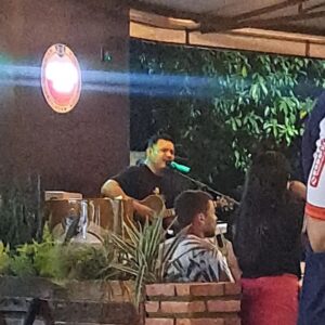 Ryan Vasquez Instagram - Eu gostei 😅 e você?

Local: @tropical.beer_