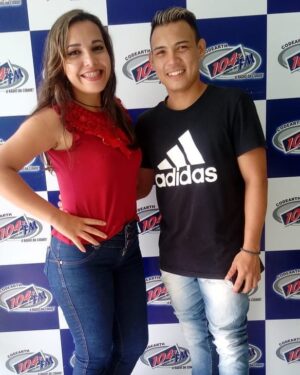 Ryan Vasquez Instagram - #Ryanvasquez En la rádio #diandra tu eres demasiado. Fue un dia inolvidable 😍😍😍😍