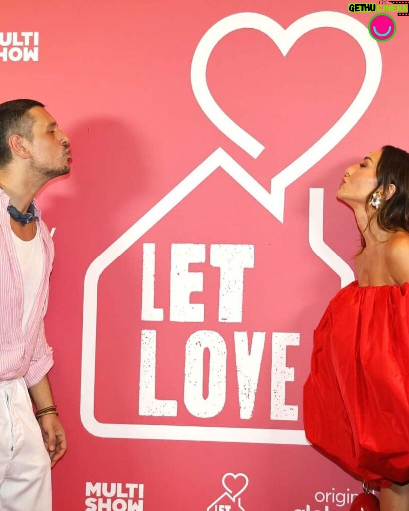 Sabrina Sato Instagram - #LETLOVE 💕 Sabrina Sato e João Vicente de Castro juntos novamente, mas dessa vez para apresentar o reality show “Let Love”. 💘 Os cinco primeiros episódios já estão disponíveis hoje, 13/11, no @globoplay e você assiste à estreia a partir de 22h30 no @multishow . 🔥 No elenco, pessoas solteiras de diferentes regiões do Brasil conhecem possíveis pretendentes. Vamos acompanhar os momentos de conquista entre eles, declarações de amor, DRs e, claro, também encontros bem calientes! 🥵 Bora? [📸: Marcos Serra Lima/gshow/Brazil News] #Famosos