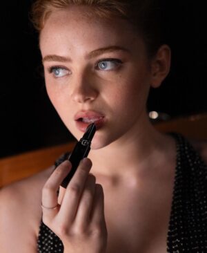 Sadie Sink Instagram - Venice with @armanibeauty #Armanibeauty #ArmaniMakeup