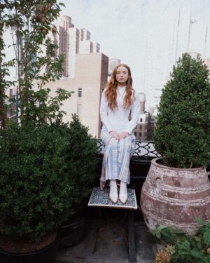 Sadie Sink Instagram - Flaunt!