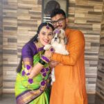 Sai Lokur Instagram – And the brother to be is as excited as we are ❤️
@furballmocha

[Baby Shower, Dohal jevan, dohale, mom to be, dog, pet, pregnancy diaries, Floral jewelry, green saree, aai, baby shower celebrations, shih tzu]

#babyshower #shihtzu #babyshowerreels #floraljewellery #floraljewelry #aai #Maa #momreels #momtobe #getreadywithme #ootd #dohaljevan  #babyshowerphotoshoot #maternityphotoshoot #pregnancyreels #banibani #greensaree #traditional #trendingreels #function