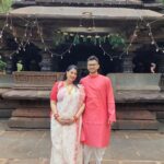Sai Lokur Instagram - All decked up for Durga Pooja 😇 #durga #durgapooja #ambemaa #jaimatadi #maataji #navratri #maadurga #aigirinandini #trendingreels #trendingsongs #navratrireels #bengaligirl #bengalisaree #durgapuja #bhavani #aai #mahalakshmi #bengalicouple #husbandandwife #couplegoals