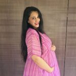 Sai Lokur Instagram - This Mumma is a Happy Mumma ❤️ Flaunting this gorgeous kaftan from @momswardrobe2020 [Pregnant, pregnancy, pregnant woman, mom to be, maternity, maternity wear, pregnancydiary, maternity kaftan, pregnancy journal, pregnancy glow] #pregnancyreels #pregnant #reelsindia #trendingreels #momtobereels #momtobe #pregnancyjournal #pregnanyjourney