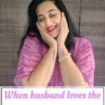 Sai Lokur Instagram - When my husband saw my pregnancy glow, this is what he said to me 😍 Flaunting this gorgeous kaftan from @momswardrobe2020 [Pregnant, pregnancy, pregnant woman, mom to be, maternity, maternity wear, pregnancydiary, maternity kaftan, pregnancy journal, pregnancy glow] #pregnancyreels #pregnant #reelsindia #trendingreels #momtobereels #momtobe #pregnancyjournal #pregnanyjourney