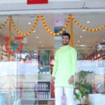 Sai Lokur Instagram - Husband suprises me with Miniso❤️ They have amazing diwali offers going on which you cant miss. You can choose from different fragrances, scented candles, diffusers, perfumes, car freshners and a lot more. Go check out thier store and have a happy and fun filled Diwali this year. Address - Shukrawar Peth Rd, opposite Millenium Garden- Party Lawns, near BSC Mall, Tilakwadi, Belagavi, Karnataka 590006 Phone: 090361 75108 #MinisoDiwaliVibe #diwaligifts #diwaligifting #diwalihampers #vlogger #influenceralert #shoppingday #husband #goodboy #goodvibesonly #miniso #surprise