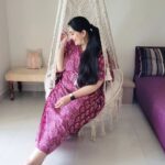 Sai Lokur Instagram - Wearing this gorgeous and super comfortable kaftan from @momswardrobe2020 #kaftan #maternitywear #maternitydress #maternitykaftan #maternityoutfit #pregnancy #pregnancyjournal #cottonkaftan #nursingkaftan #nursingoutfit #momtobe #stylish #stylishmom #pregnancywear