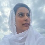 Saloni Khanna Instagram - My fathers doctor… coming soon. @danishrenzu #short #shortfilm #kashmir #candid