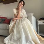 Saloni Khanna Instagram - Saree not sorry 😜 #desikid #sareechick #indianwear #happykid