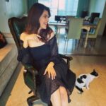 Saloni Khanna Instagram - Twirling my way through Tuesday! Wearing : @femella #blackisalwaysagoodidea #twirl #happykid Mumbai, Maharashtra