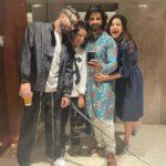 Saloni Khanna Instagram - DARE YOU TO NOT SWIPE LEFT, PUT YOUR PHONE AWAY & TALK TO LOVED ONES WAITING FOR YOUR ATTN! . . But looks like you won’t do that. You are incorrigible! Aren’t you. . . Embrace. Love. Kiss. Happy New Year . . #2024