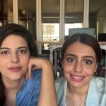 Saloni Khanna Instagram – We did a live. If you are alive and very well an and missed it and ok with adult content then you watch here . 

Ok bye 

#twogirlstwocupstalentshow Mumbai, Maharashtra