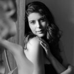 Saloni Khanna Instagram - Shadows and light dance. #portraits #naturallight #beauty Mumbai, Maharashtra