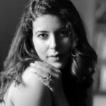 Saloni Khanna Instagram - Shadows and light dance. #portraits #naturallight #beauty Mumbai, Maharashtra