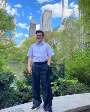 Sam Clemmett Instagram - NYC Junket ✔️ 
Queen Charlotte is 2 days away!! Thank you @nanushka @officinecreative_official 

Styling @mrfabioimmediato 
Grooming Alex Keating