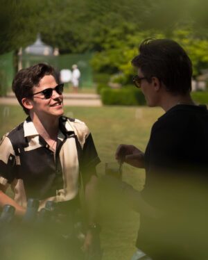 Sam Clemmett Instagram - Spent an amazing two days discovering all things @manoloblahnik men’s down at @beaverbrook 😎

Thank you SO much for having me @kristinablahnik @andrew_marcus_wright 

📸 @kirktruman