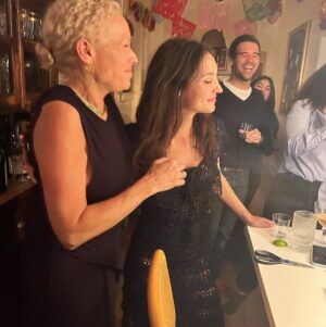 Samantha Robinson Instagram - Cheers to thirty! 🥂🎉