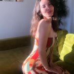 Samantha Robinson Instagram - Sexy or cute?