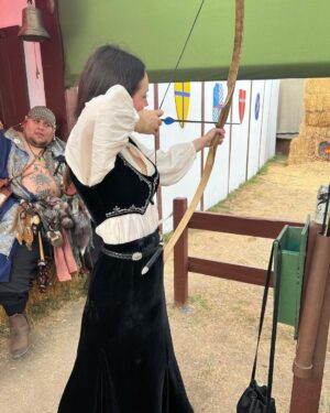 Samantha Robinson Instagram - 🏹🤪