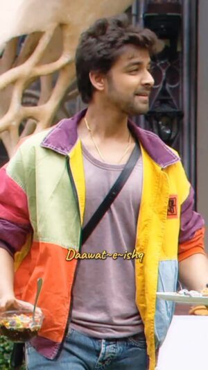 Samarth Jurel Instagram - Samarth’s presence is enough to bring fun in any task ❤️
Drop a 😍 If you love our Chintu 🫰🏻

@officialjiocinema @endemolshineind @colorstv 

#SamarthJurel #TeamSamarth #Entertainer #WeLoveSamarth #BB17 #BiggBoss17