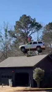 Samuel Ratsch Instagram - He clipped the house 👀 @darbyallin went all out on this jump! (via: @darbyallin) #GoNitro