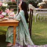 Sana Javed Instagram – 🩵

Checkout the latest wardrobe by @elaf.premium – ELAF Festive Chikankari 2023.

Photographer: @deeveesofficial
Videographer: @muzammilgarewal
Mua: @sunil_mua
Stylist: @mamoontariq
Art Director: @ahmadshahart
Creative Director: @muneebakraam
Co-ordination: @amnaaaiqbal
Celebrity Management: @onetake.productionss

#elafpremium #festive #chikankari #luxury #lawn #sanajaved