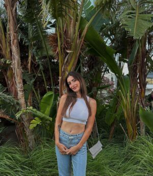 Sanem Bahçekapılı Instagram - Aşko sen böyle her fotoya gircen mi ya artık???
