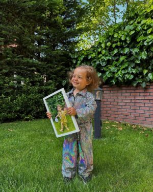 Sanem Bahçekapılı Instagram - 🪩2 yaş doğum günü partisi arada kaynamış olabilir ama kostümü asla! 🪩