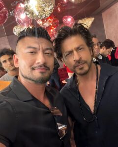 Sangay Tsheltrim Instagram - Beyond my dreams. 🙏🏻❤️😊 It’s Jawan time. @iamsrk #kingkhan #sharukkhan #jawan #bollywood #mass #blockbuster