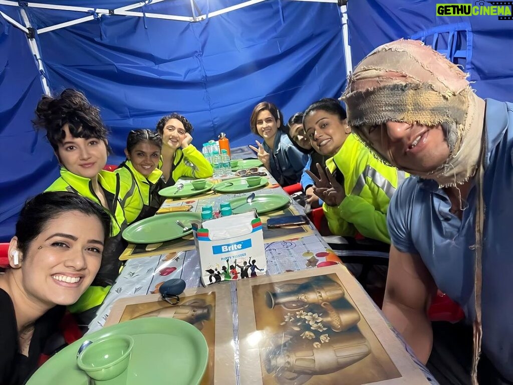 Sangay Tsheltrim Instagram - Who’s lucky here ?😊 I had an incredible time with all of you. You girls are amazing, fantastic, humble, and exude positive energy and fun. Especially @sanyamalhotra_ and @pillumani , both of you are already big stars, yet you remain so down to earth. I can't wait to host all of you in Bhutan. Please come soon. Juju 🙏🏻❤️ #jawangirls #jawan #blockbuster #kingkhan #srk #bollywood #blockbuster #history #record