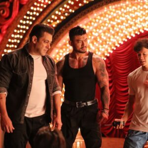 Sangay Tsheltrim Instagram - BTS Lota days.
Thank you @beingsalmankhan sir.
Always and forever grateful
🙏🏻🙏🏻🙏🏻
#radhe #salmankhan #lota #bollywood #debut #bhai #kisikabhaikisikijaan #tiger