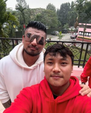 Sangay Tsheltrim Instagram - JAWAN 💪🔥 it was a great pleasure to meet you sir🇮🇳❤️‍🩹🇧🇹