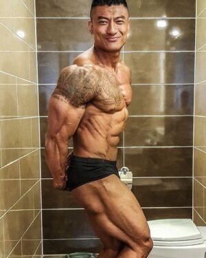 Sangay Tsheltrim Instagram - Can you guess the body fat?
Throw back Thursday ,2017,
My last professional championship in Mongolia, Classic Physique.
#champion #soldier #actor #muscle #bodybuilding #classicphysique  #fitness