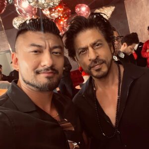 Sangay Tsheltrim Instagram - Happy birthday sir Vikram Rathore.
With respects and immense gratitude,
Juju. 
🙏🏻❤️
Jawan now streaming on Netflix. 
@iamsrk 
#jawan #sharukhkhan #kingkhan #netflix