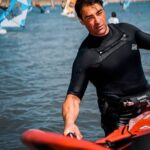 Sarp Levendoğlu Instagram - Çok Fenayım Ooo Zamanlar Gözümün İçine Bakacak Delikanlı Bulamıyorum......👁️👁️ @bubisurfschool @sofasurfshop #alaçatı #sörf #surf #deniz #nefes @gaastra_tabou_international