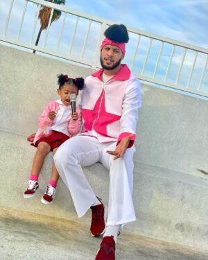 Sarunas J. Jackson Instagram - Uncle Bobby had to watch Penny.
#HappyHalloween #ProudFamily #NightOne