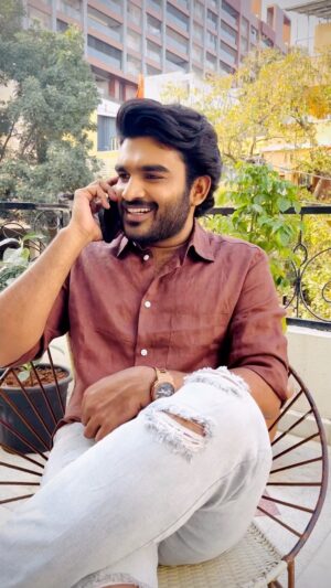 Sathvik Anand Bandela Instagram - Experience chyindi “#NumberNeighbouring” Concept  evaru connect avutharo chudandi.. 🤗

.
.
.
#VinaroBhagyamuVishnuKatha in Theaters from February 18th Worldwide 💃🥳

@kiran_abbavaram @ga2pictures @kashmiraofficial @kishoreabburu @wawa_originals 

#VinaroBhagyamuVishnuKatha #vbvk #vbvkmovie #vbvkonfeb18th #wawaforyou #AlluAravind #BunnyVas #kiranabbavaram #wawaoriginals #VBVKTrailer #NumberNeighbour #NumberNeighbouring