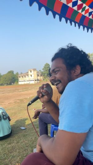 Sathvik Anand Bandela Instagram - #adudhamandra #crickettelugumemes #cricket #manakulam