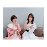 Satomi Sato Instagram - * * * TVアニメ「#氷菓」 10周年記念フィルムコンサート ～神山高校の小さな音楽会～ ご来場・ご視聴くださった皆様 ありがとうございました🌸🌸🌸 * * 10年という時を経て また千反田えるちゃんに会えたこと 皆様の前で彼女を演じられたこと 「古典部の屈託」の復活 どれも全て奇跡みたいな出来事で ずっと気持ちがふわふわしていました。 長い間「氷菓」を愛してくださる皆様のお陰です。 本当にありがとうございました。 * * 「10年」というものに、漠然とした不安を感じていましたが 集まってくださった当時のスタッフさんたち 阪口さん、ChouChoさん、田中公平先生 見に来てくださったたタスクオーナー先生 オーケストラの皆さんが奏でる音楽 そしてファンの皆様のお陰で 自分でも不思議なほど、きゅーっと当時の気持ちが蘇ってきて 自然とえるちゃんになれました。 皆様の力は偉大ですね！ * * そうそう！実は、今回、なななんと！ ChouChoさん楽屋が一緒だったのですが 何を隠そう、ChouChoさんのデビュー前から ずっとずっとファンだったので オタクを隠しきれずずっとソワソワしていました。笑 そんな私に、優しく声をかけてくださり たくさんお喋りしてくださった女神ChouChoさん😭✨✨ 一緒に撮った写真は宝物です✨ 初めて生で「優しさの理由」を聴くことが出来て 舞台袖でずっと涙目なわたし。。。 素敵な歌声に、思わず会場から手拍子が生まれて その光景に感動してじ〜〜んとしていました。 最高すぎた。。。 * * 衣装のお話はブログの方で あれやこれやお話ししているので 宜しければ、そちらもご覧ください(*^^*) * * 「わたし、気になります！」 も 久しぶりに沢山言いました。笑 あの、なんか突然なんですけど 私は千反田えるという女の子が 大好きで大好きで大切でたまらんのです。 ふとした折に思い出しては 彼女に想いを馳せることもしばしば。 ずっと笑っていてほしいし 芽生える無数の探究心を大切に のびのび生きていてほしい。 そんな風に考えてしまうくらい大好きで それと同じくらい「氷菓」という作品も大好きなのです。 氷菓は、大好きな最高のスタッフさんたちと一緒に 大切に作り上げた作品です。 イベントの日に感じた皆様の氷菓への想いは きっと絶対作品制作に関わった全ての方に届いているはずだと 私は思います。 名作は色褪せない。 私が言わなくっても きっと、この先もずーーーっと氷菓は 沢山の方に愛されて続ける作品になるんだろうな(*^^*) * * いつか、また同窓会みたいに 皆様と集まれる日がきたらいいですね。 それまでどうかお元気で🌸 * * * #氷菓10周年 #氷菓音楽会 #阪口大助 さん #choucho さん #田中公平 先生 #オーケストラ #フィルムコンサート #千反田える #佐藤聡美 #🌸