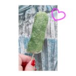 Satomi Sato Instagram - * * * あけましておめでとうございます。 本年もどうぞよろしくお願いします。 * * * 2023年が始まりましたね。 皆さんはどんな年末年始でしたか？ 我が家は、年越しそばを食べて 初詣をしておせちを食べて ぜんざいを食べて ずんだ餅も食べました。 おもちさいこう…！！！ 栗きんとんと数の子は神…！！！ 卯年っぽい子どもの写真を撮ってたら 家族が沢山写真を撮ってくれたので載せてみた結果 私とご飯が交互に押し寄せてきますね。🍙☺️🍙☺️わはは！ * * お正月が楽しすぎて 現実に戻りたくない！！（体重計的な意味で） と嘆いてしまうくらい ご飯が美味しくて、楽しくて、ずっと笑っていました。がはは！ * * 年明けの連絡で一緒に、ゲームをする約束をした人たちと スプラトゥーンな時間を過ごすのも 楽しかったんじゃなイカな🦑ふふふ しかし、私の大親友ちゃんたちが みんな感染症でダウン。。。 とっても流行ってるみたいなので 引き続き手洗いうがいを続けて 予防に努めたいと思います。🫧 皆さんも体調には気を付けてくださいね。 * * 余談ですが お正月のお節に入っていたレバーパテとカラスミ 偶然飲んだエールビールに心を鷲掴みにされて、もう、大変。 大人な皆様からのオススメ情報 お待ちしております😈 * * お正月をがっつり満喫したので 今年もお仕事がんばりますよー！！ ふぁいと！おーーー！！！ * * * #2023 #初投稿 #卯年 #うさぎ #何かと縁がある動物 #🐰 #おせち料理 #年越しそば #ずんだ餅 #レバーパテ #エールビール #からすみ #情報 #お待ちしています #らくがき #がんばった #今年もよろしくお願いします #佐藤聡美