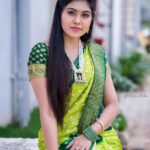 Satya sri Instagram - Believe in the power of your dreams🤟 Felling grand in green 💚 PC: @ravi_cross_clickx #satyasri #actresssatyasri #jabardasth_satyasri #tollywood #teluguqueen #instagood #greendress #bepositive #behappy #satyasrifanforever #satyasristories