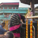 Sayantika Banerjee Instagram - ১/১২/২৩-ছাতনা বিধানসভায় মধ্যযুগের বাংলা সাহিত্যের নক্ষত্র কবি বড়ু চণ্ডীদাস’এর সমাধি ক্ষেত্র,মর্মর মূর্তি এবং সংগ্রহশালা ঘুরে দেখলাম,এবং কিছু সময় কাটালাম। এরপর,শুশুনিয়া’তে বাংলা সড়ক যোজনার অনুদান মূল্যে হওয়া রাস্তার উদ্বোধন করলাম।মাননীয়া মুখ্যমন্ত্রীর অনুপ্রেরণায় এবং বাঁকুড়ার ডি এম স্যার জেলা পরিষদ এবং ছাতনা পঞ্চায়েত সমিতির সহায়তায় কাজাটরর শুভারম্ভ হল। #pasheachibankura Susunia Hill