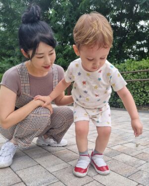 Sayuri Fujita Instagram - 하들과 함께. 息子と一緒に。with my son!
🍦🦖