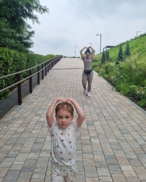 Sayuri Fujita Instagram - 하들과 함께. 息子と一緒に。with my son!
🍦🦖
