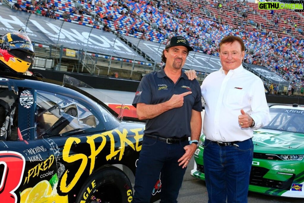 Scott Borchetta Instagram - To be able to join Richard Childress and the iconic @RCRracing team means we just put a turbocharger on our @BigMachineRacing program. 🏁🏎 As a racer and fan, I’ve always looked up to Richard, all of his accomplishments, and his organization. He’s a winner in the truest sense and I look forward to the day that we can share our first victory together. 👊